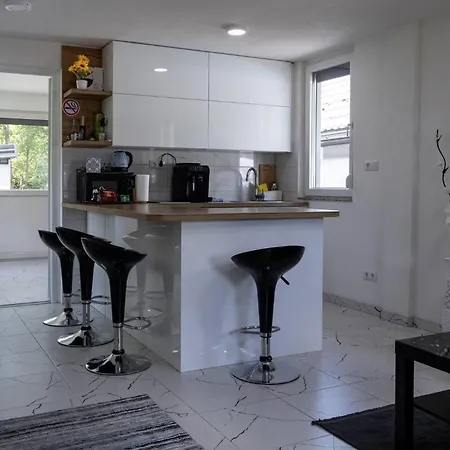 Zlojic Bihac Villa